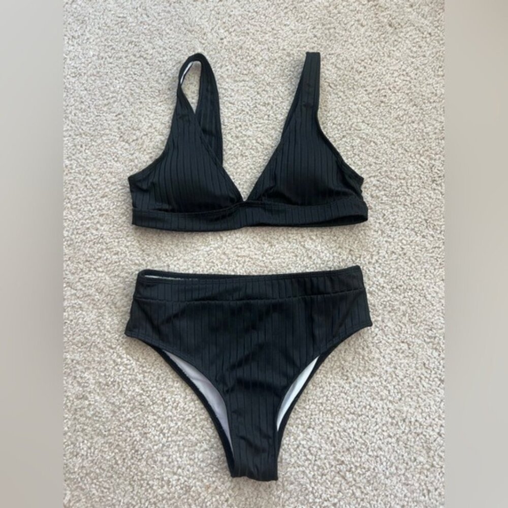 SHEIN Ribbed Black Bikini Set Women’s Size M Triangle Top High Cut Bottom
